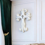 décoration murale croix résine noire blanche classique baroque sculptural chambre salon