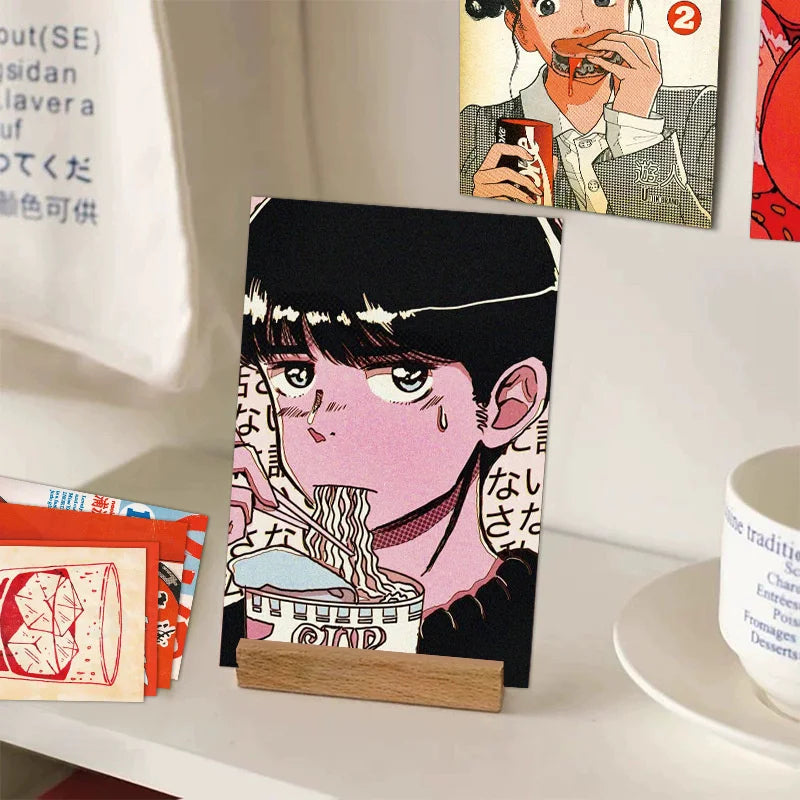 cartes postales pop art personnages japonais textes illustrations nourriture clips bois rouge blanc noir