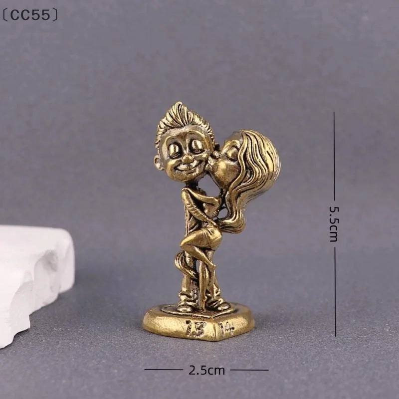 ornement couple doré résine statue cartoon romantique détails sculptés maison décor erotique miniature