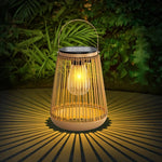 lampe suspendue solaire bambou tressé artisanale extérieure jardin impermeable antirouille anneaux métalliques