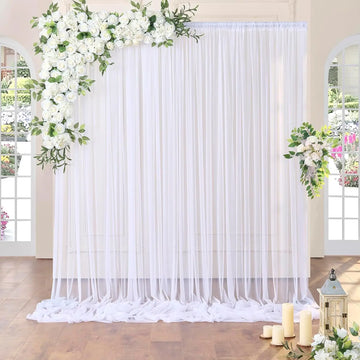 rideau fond transparent blanc voile décor mariage fête anniversaire photo intérieur moderne élégant