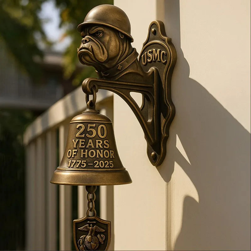cloche décorative artisanale bronze figurines sorcière chien dieu marin vintage écolo fixations écrousextérieurintérieur