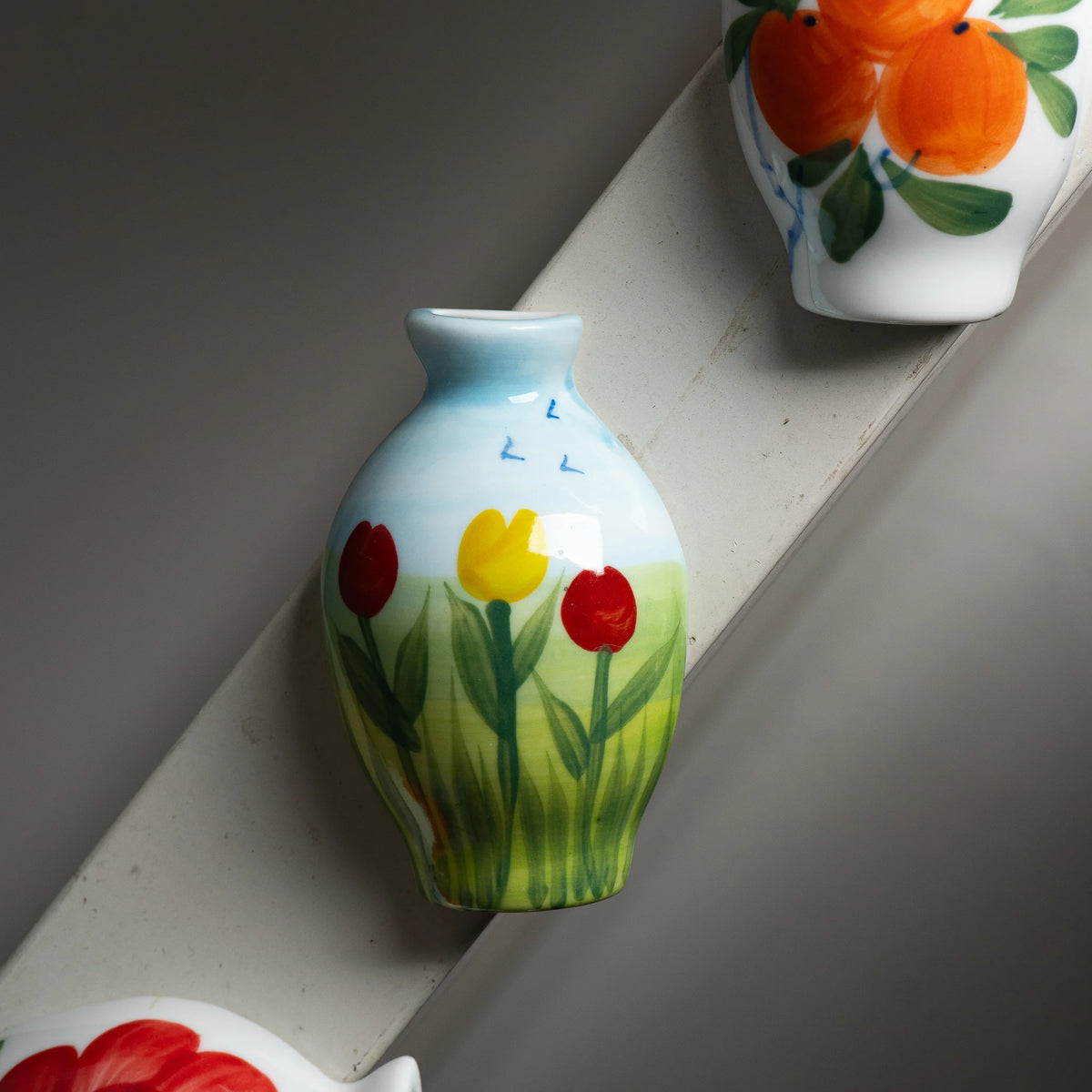 vase céramique artisanal fleurs décoratif maison blanc vert rouge bleu mignon romantique