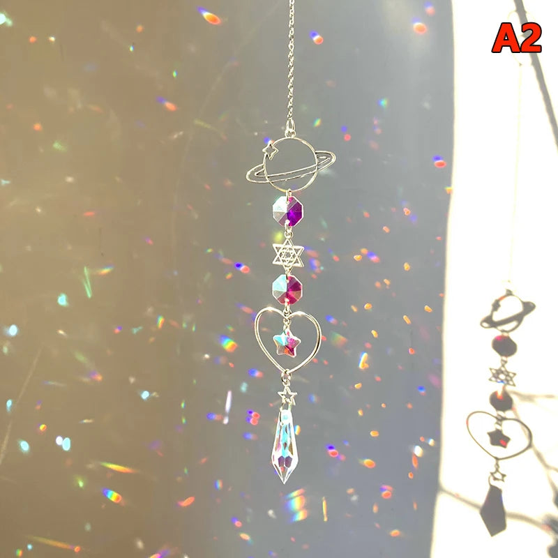 décoration murale cristal transparent multicolore lune soleil étoiles coeurs artisanal