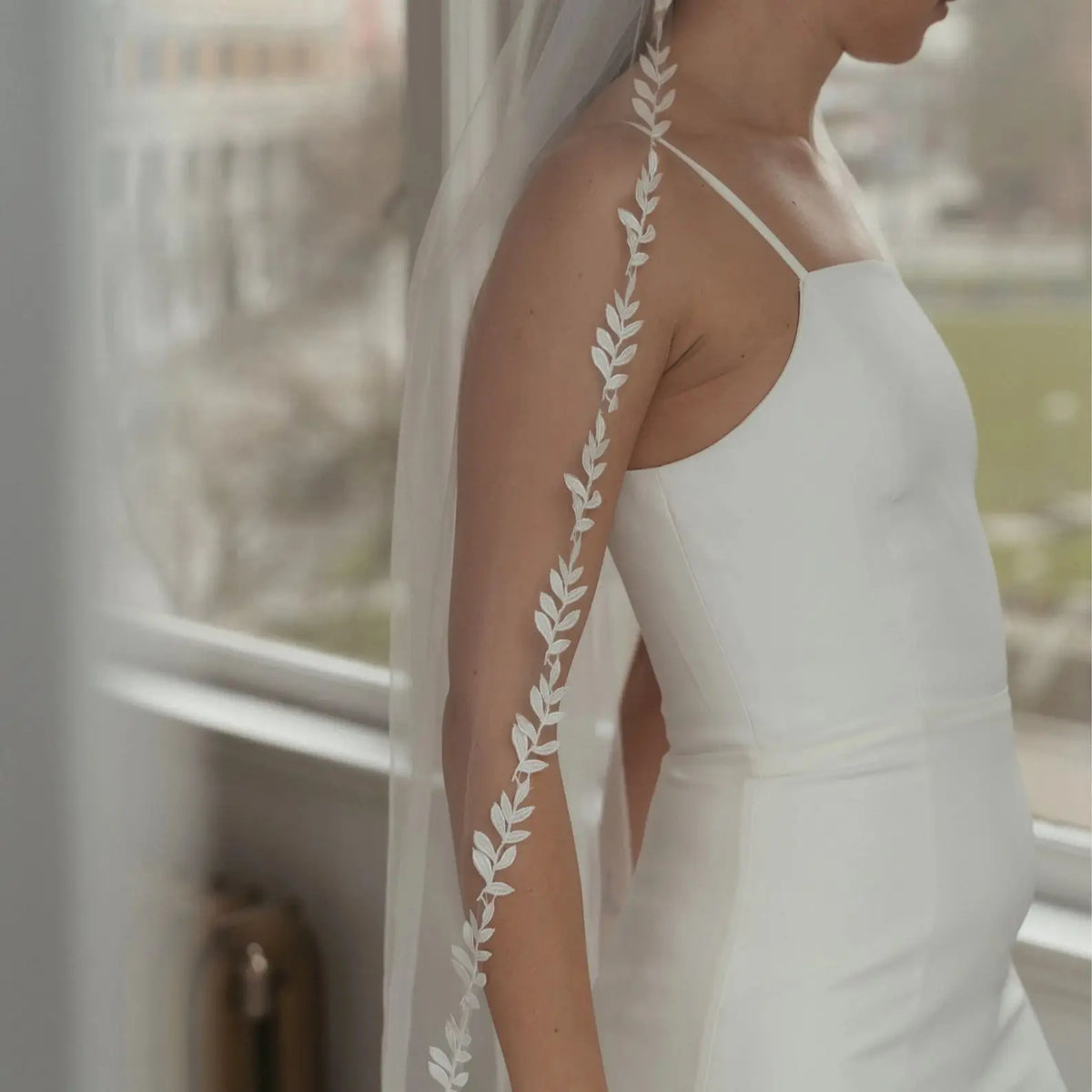voile mariée ivoire dentelle bord appliqué robe mariage blanc romantique original bohème trendy fashionable