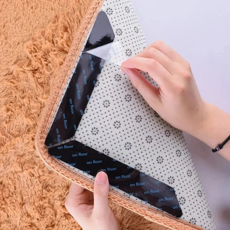 protections anti dérapantes tapis adhésives triangles noirs motifs textuels utilitaires intérieur