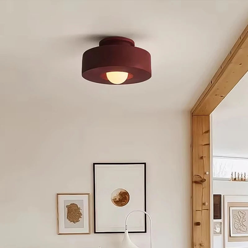 lampe moderne résine vert foncé rouge bordeaux noir opacité ampoule surface