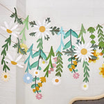 guirlande décorative florale couleurs vives camomille marguerite feuilles stylisées anniversaire enfant classe festive joyeuse