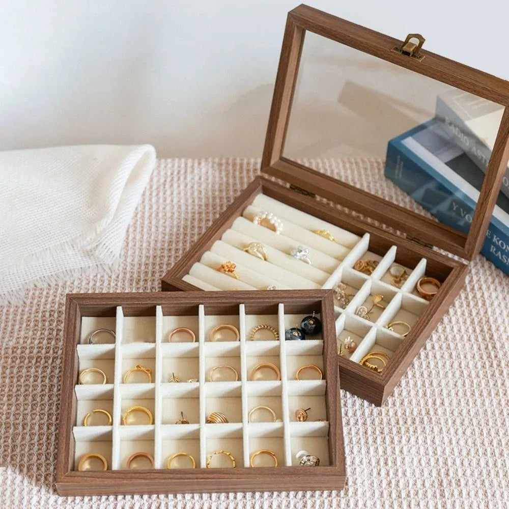 boîte bijoux bois marron velours intérieur transparent couvercle plaques velours rangement moderne minimaliste poignées