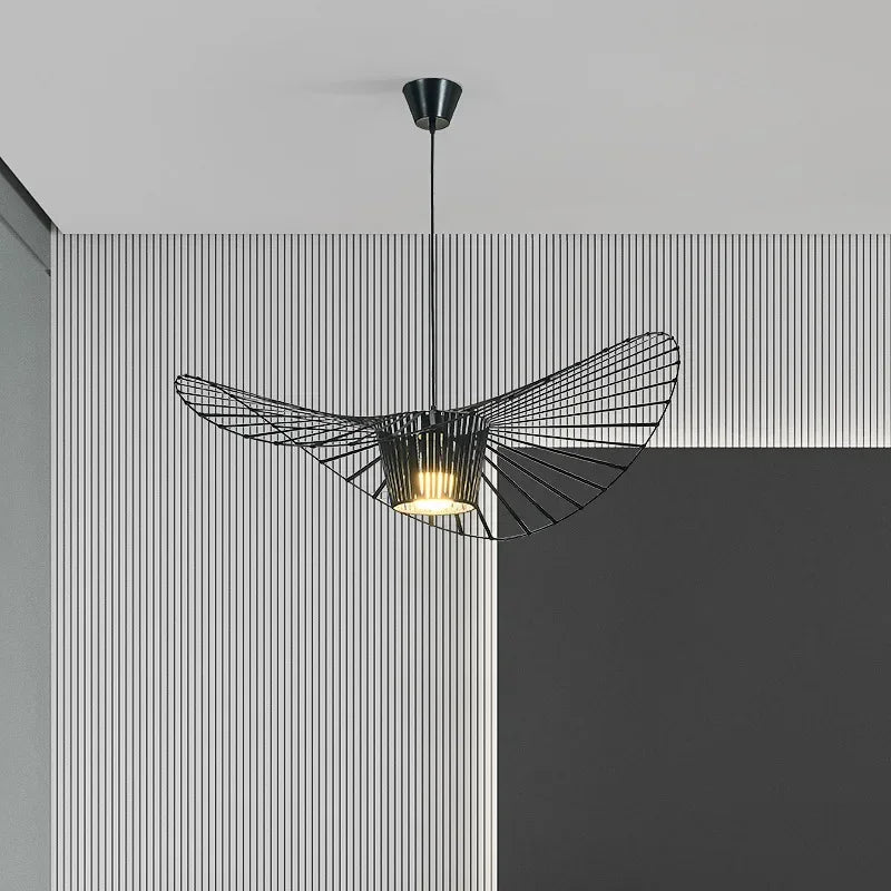 Lustre suspendu chapeau de paille en couleur noire pour décoration intérieure élégante