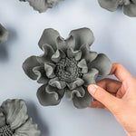 décoration murale fleurs artificielles céramique blanc gris moderne réaliste adhésif
