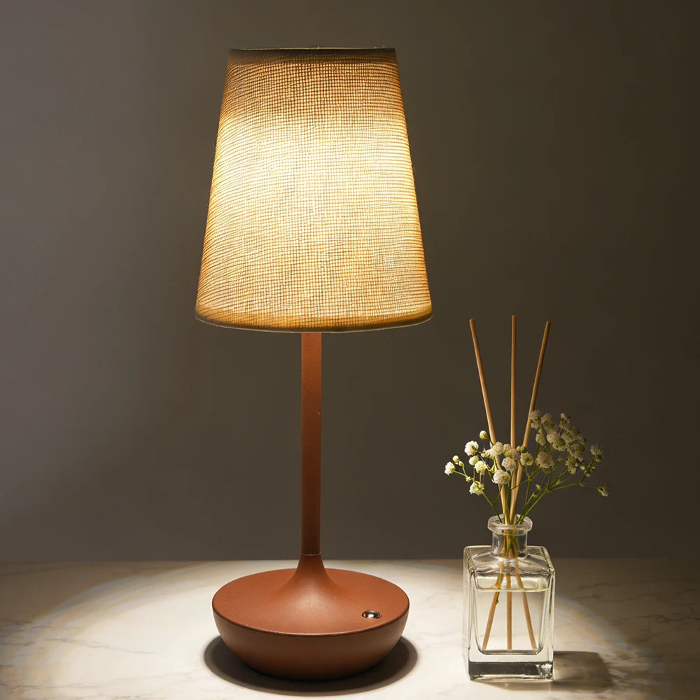 lampe chevet portable sans fil abatjour tissu texturé base marron abatjour crème controle tactile