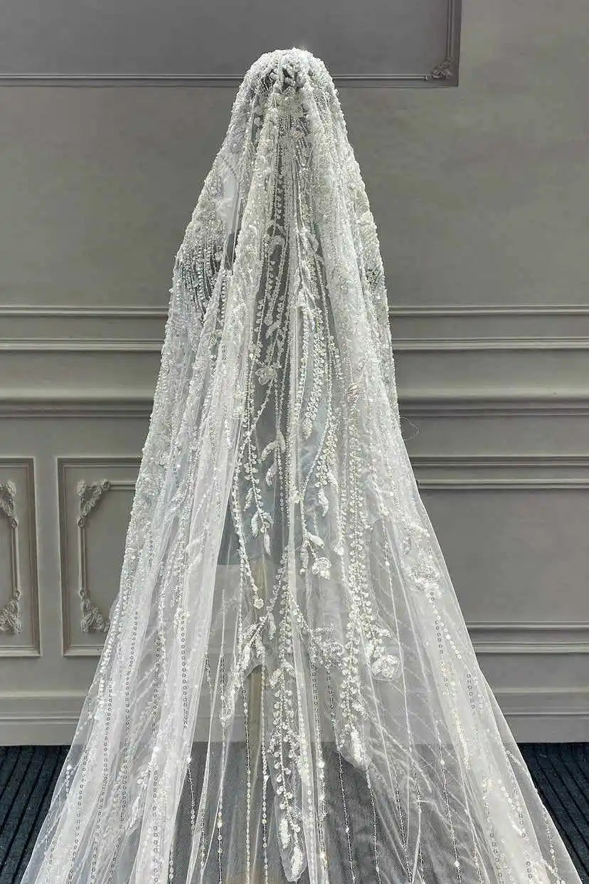 voile mariée blanc broderie strass bord coupé classique élégant dentelle paillettes translucide longueur personnalisable