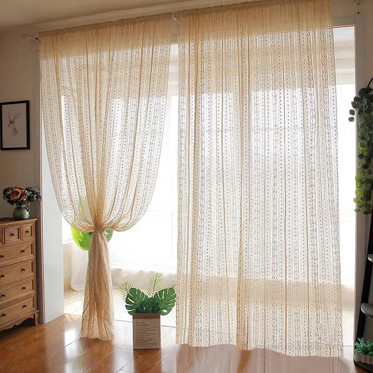 rideau semi transparent géométrique moderne polyester beige clair salon hospitalité