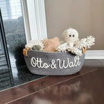 panier moderne confortable peluche coton embroidery couleurs blanc gris rose vert rouge marron poignées