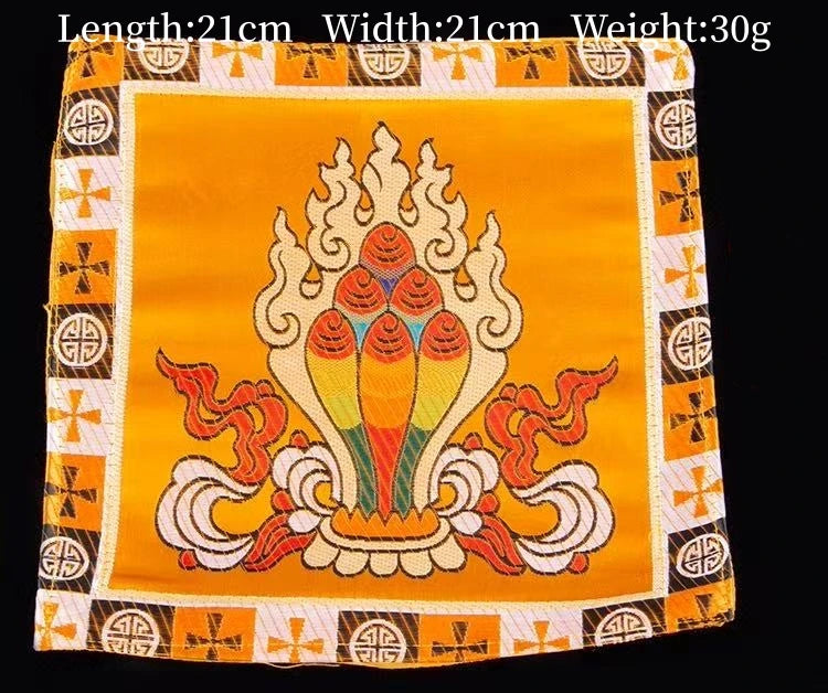 serviettes traditionnelles multicolores brodées motifs floraux géométriques opaques