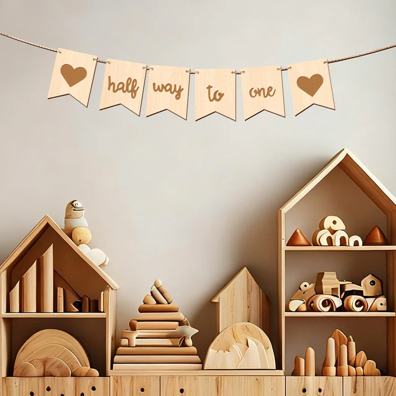 guirlande fanions bois texturé coeurs gravés natural clair clips minimaliste occasion fête anniversaire baptême