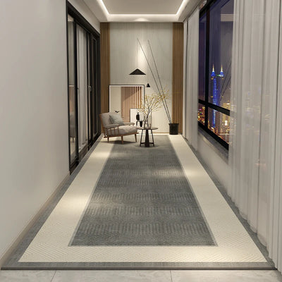 Tapis de couloir sur mesure rouge style européen dans un intérieur moderne