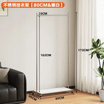 porte manteau moderne acier inoxydable gris roulettes vintage fonctionnel entrée chambre coucher