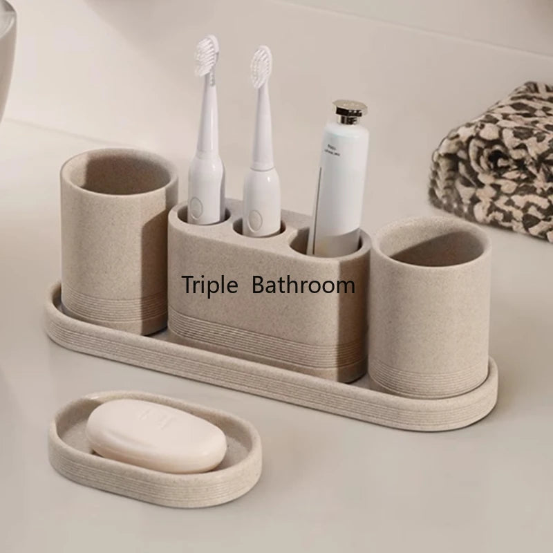 ensemble salle bain moderne beige clair plateau gobelet trousse coton flacon savon brosse dents