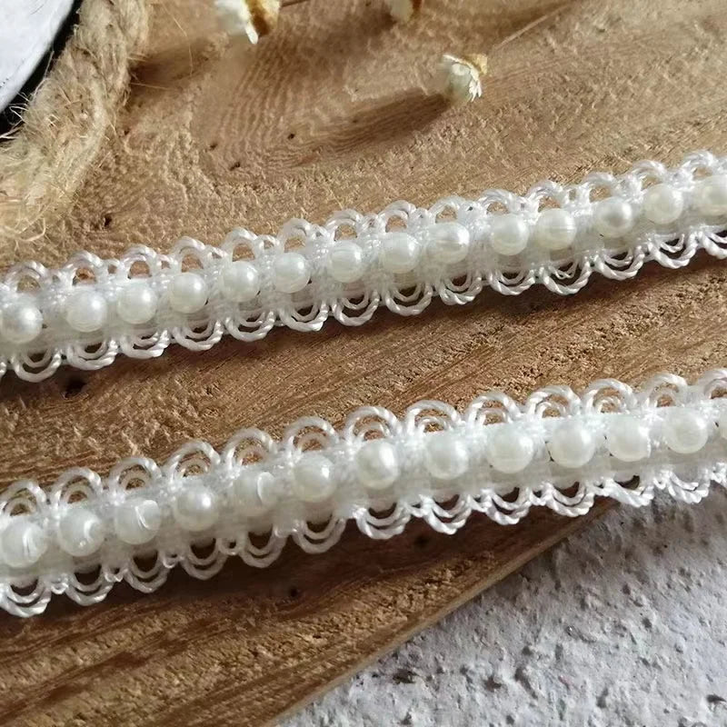 ruban dentelle blanches fine largeur 1cm classique élégant mariage décoration soie lait écologique soluble