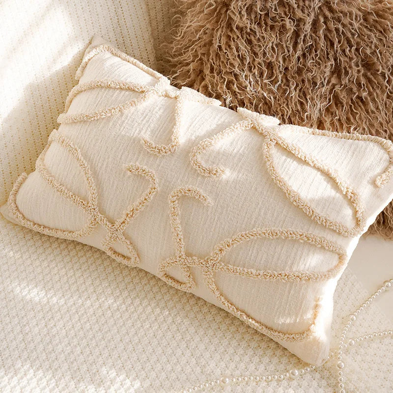 housse coussin décorative motif floral beige marron texture douce canapé lit salon moderne élégant