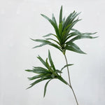 plantes artificielles vertes feuilles fines décoration intérieure moderne branchies striées minimalistes