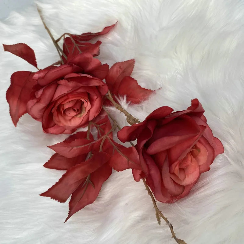 bouquet artificiel roses classique décoration maison table blanc beige noir gris pale rose