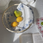 serviette coton brodée florale traditionnelle blanc bleu cuisine restaurant usage domestique