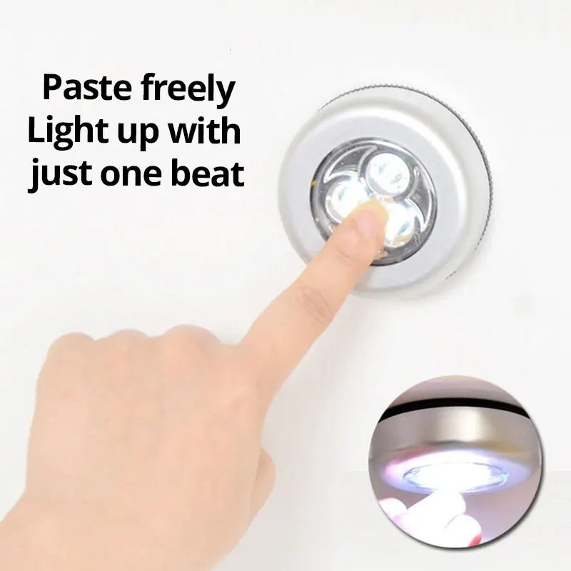 lampe led tactile argentée rechargeable batteries inclues adhésif moderne minimaliste