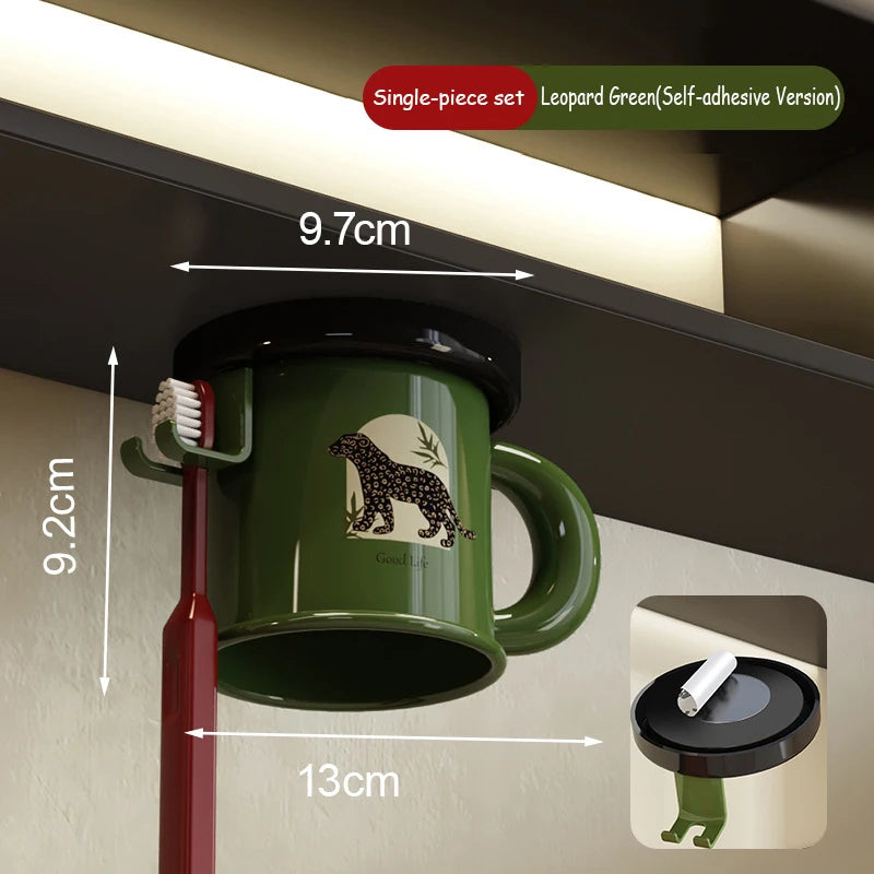 tasse imprimée léopard animal oiseaux texte classique verte rouge beige fixée brosse dentifrice