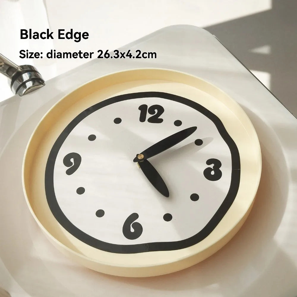horloge murale moderne minimaliste rouge noir beige clair points texture ondulée fixée mur vintage