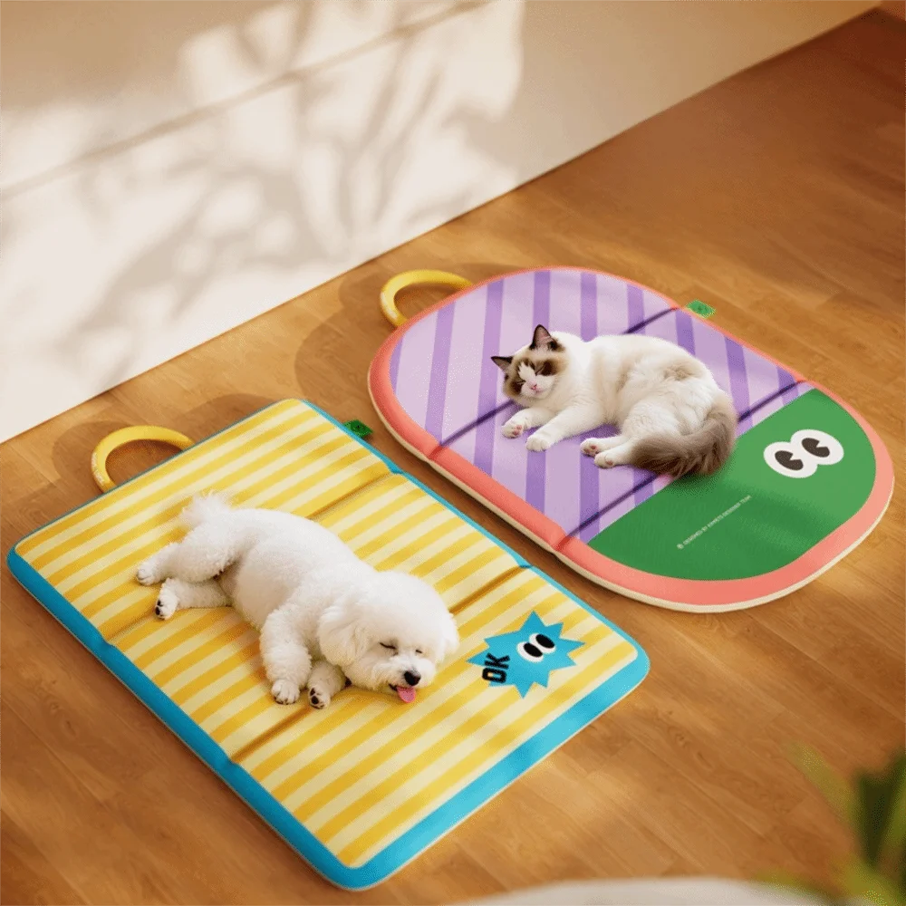 tapis imperméable antidérapant animaux rayures yeux violet vert jaune bleu moderne anneaux transport