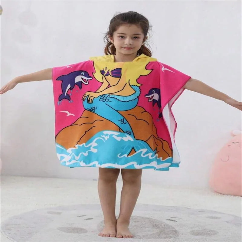 serviette plage microfibre enfant dessin animé sirène poissons bleu clair rose bleu jaune vert