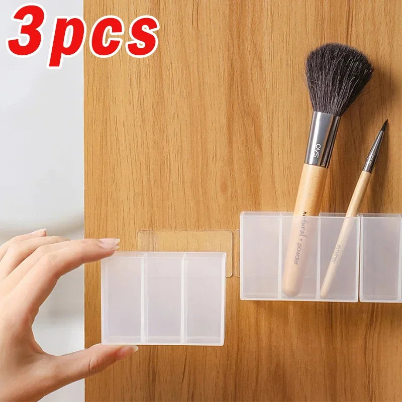 rangement mural transparent bois clair adhésif compartiments pinceaux maquillage ciseaux applicateursstylos flacons minimaliste