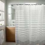rideau douche semi transparent rayé blanc moderne métallique minimaliste