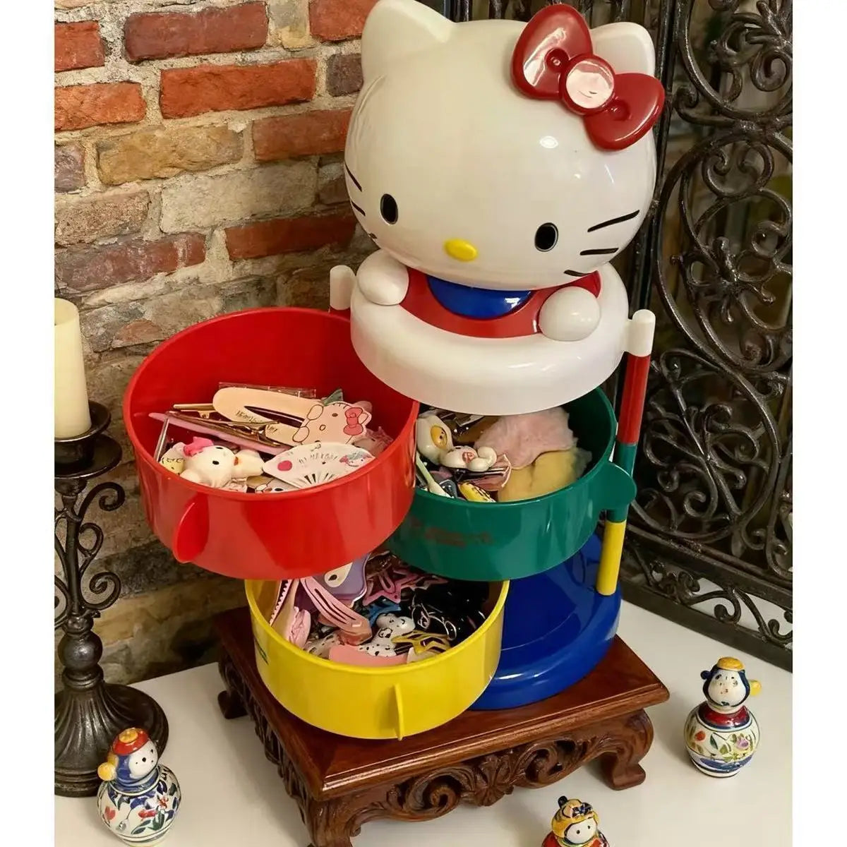 organisateur rotatif hello kitty blanc rouge vert jaune bleu kawaii enfantin petits objets tranches