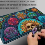 tapis jeu cartes artiste vitrail crâne fleurs feuilles symboles bleu vert orange rose noir