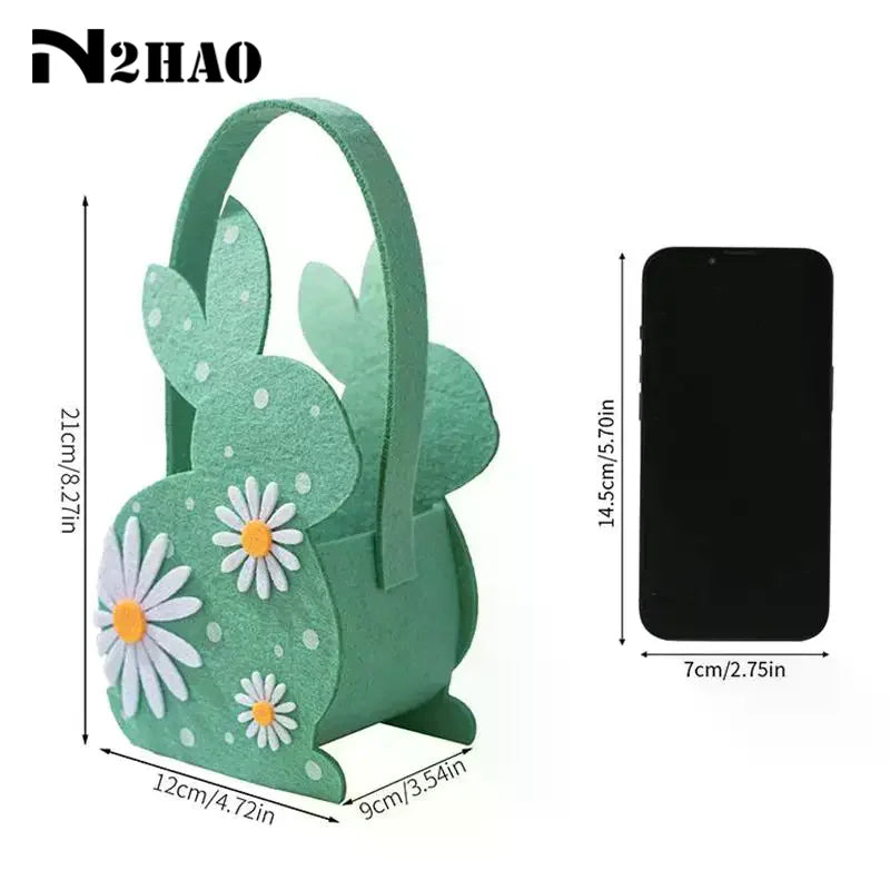 sac main forme lapin fleurs blanches taches noires couleurs vert rose bleu jaune pâques