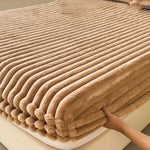 housse matelas polyster coton rayures horizontales rose beige confortable anti bactéries résistante eau