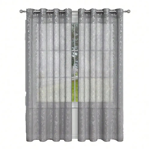 rideau semi transparent gris clair moderne texture grunge lignes blanches anneaux métalliques salon