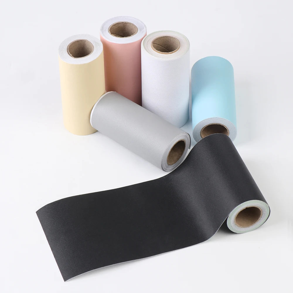 papier autocollant moderne noir gris rose bleu blanc beige uni résistant eau salon chambre