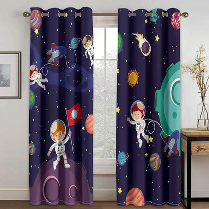 Des rideaux épais de couleur bleu cobalt, ornés de motifs uniques représentant des personnages de dessins animés de science-fiction éclairés par des objets astronomiques. Ces rideaux, en tissu de haute qualité, apportent une touche ludique et fantastique à la décoration intérieure, idéale pour les passionnés de l'animation et de l'espace. Le produit est parfaitement adapté pour créer une atmosphère accueillante et stimulante dans une chambre d'enfant ou un espace de vie.