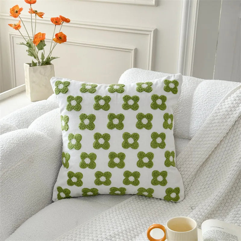 coussin carré 45x45 cm brodé feuille verte moderne décoration printanière