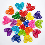 décoration artisanale boules coeurs rotin multicolores tressées anniversaire mariage festive