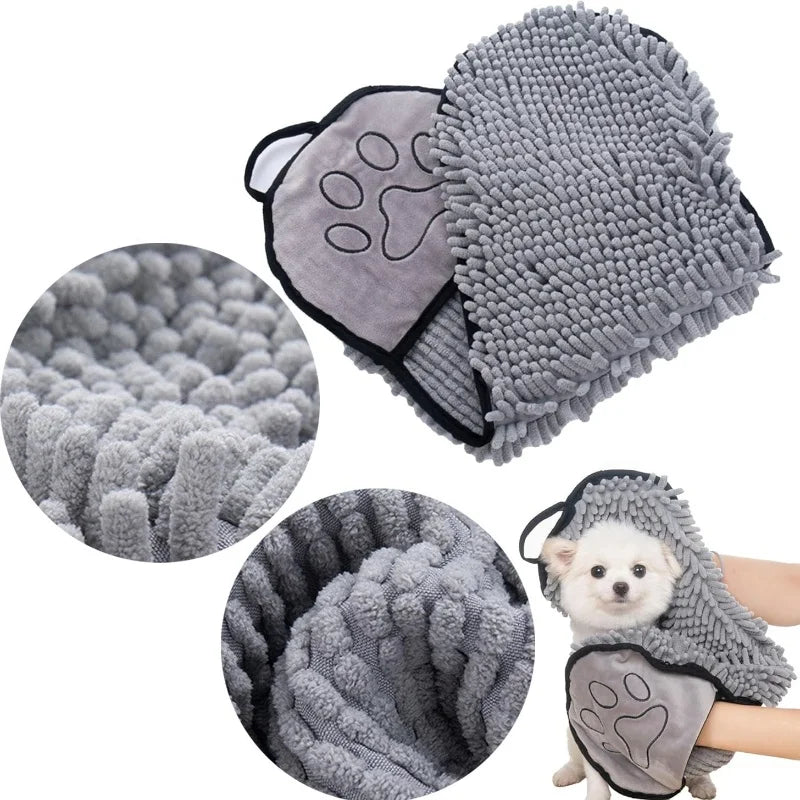 serviette bain chien chenille pattes imprimées grise bleue blanche confortable pratique