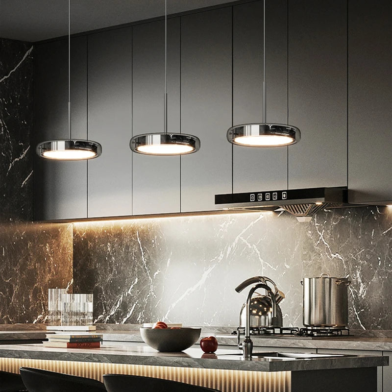suspension lumineuse moderne plusieurs lampes noir argenté base câbles métalliques abat jour opaques minimaliste