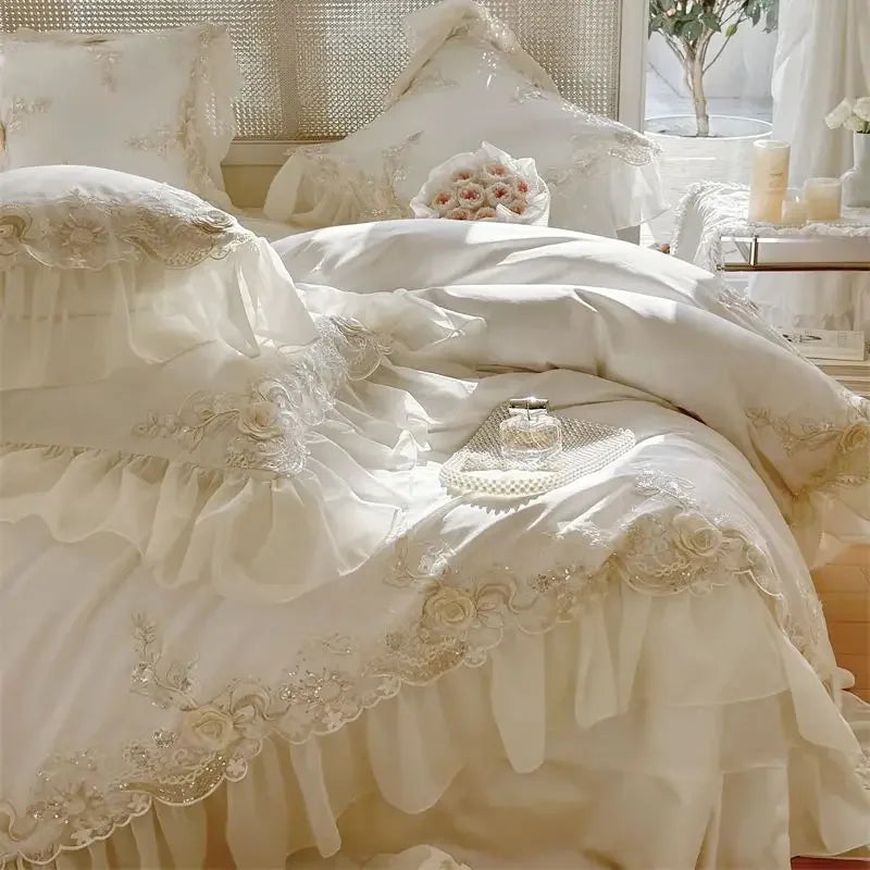 ensemble literie blanc crème broderies florales dentelle romantique vintage pièces housse taies d'oreiller