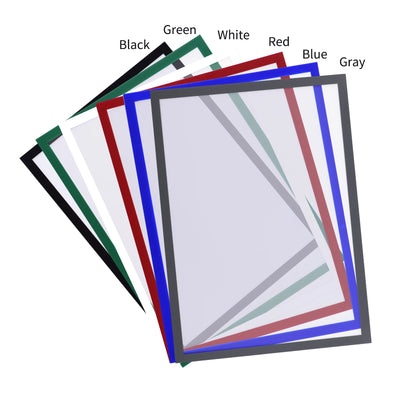 Cadre magnétique A4 transparent blanc sur surface métallique