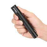 lampe torche led noire moderne télescopique texture carbone cordelette portable